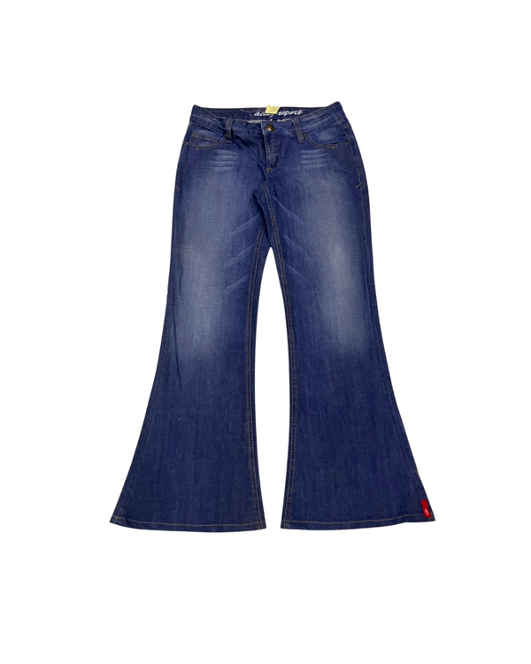 BLUE FLARED JEANS