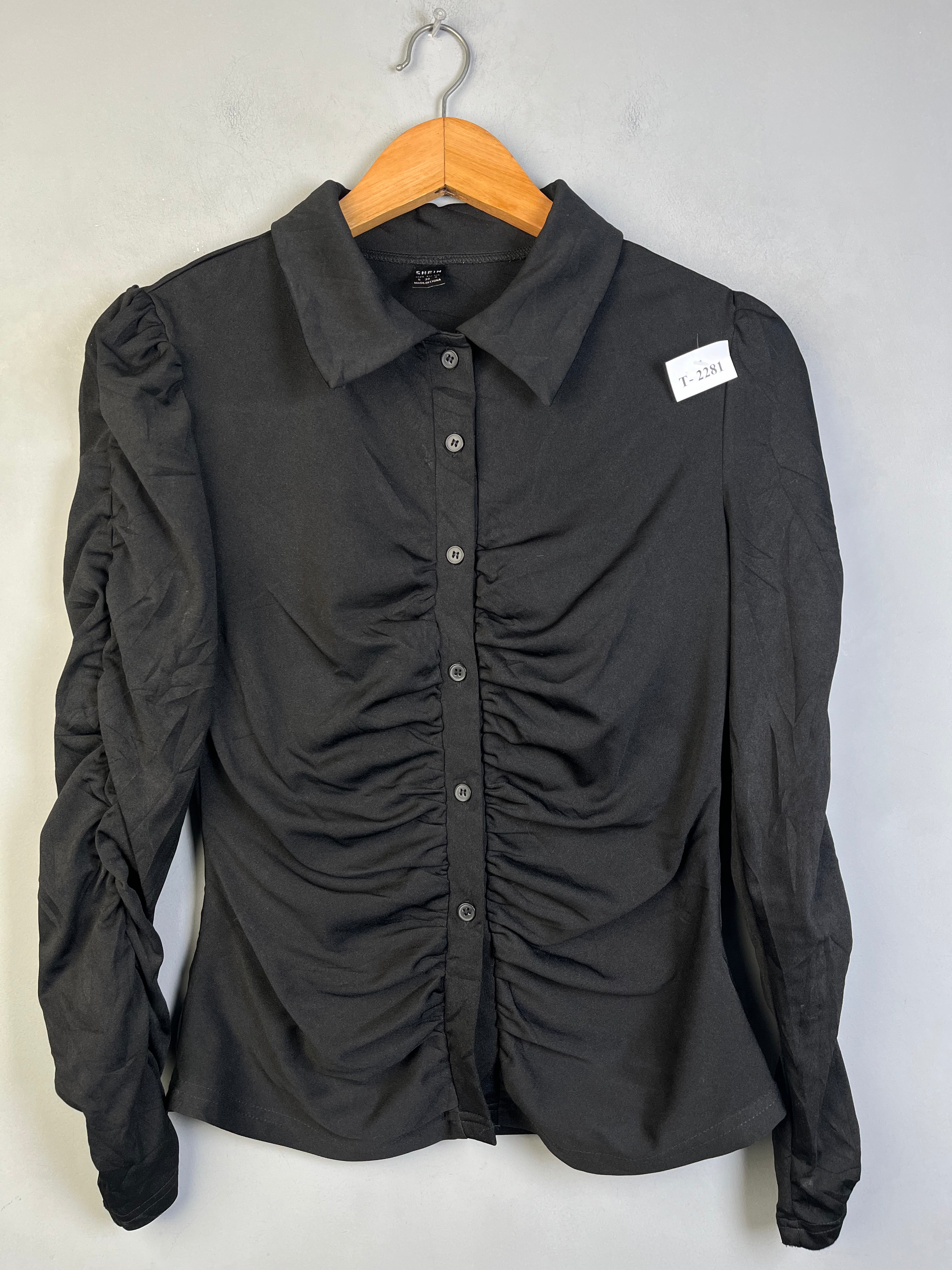 BLACK BUTTON DOWN SHIRT - Thrifty Threads