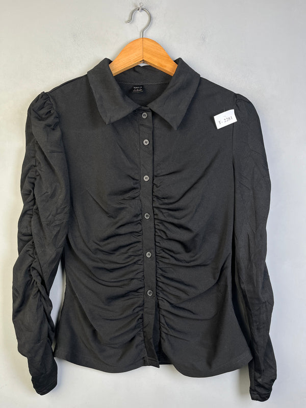 BLACK BUTTON DOWN SHIRT - Thrifty Threads