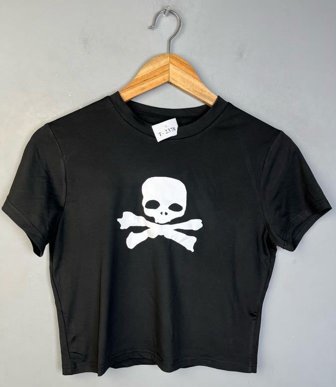 BLACK SKULL & BONES PRINT T-SHIRT - Thrifty Threads