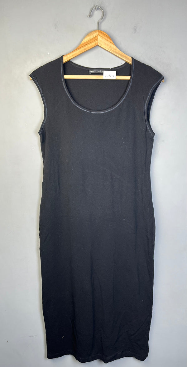 BLACK SLEEVELESS DRESS - Thrifty Threads