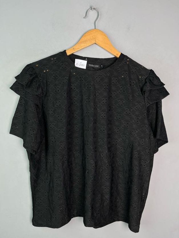 BLACK EYELET RUFFLE SLEEVE TOP - Thrifty Threads