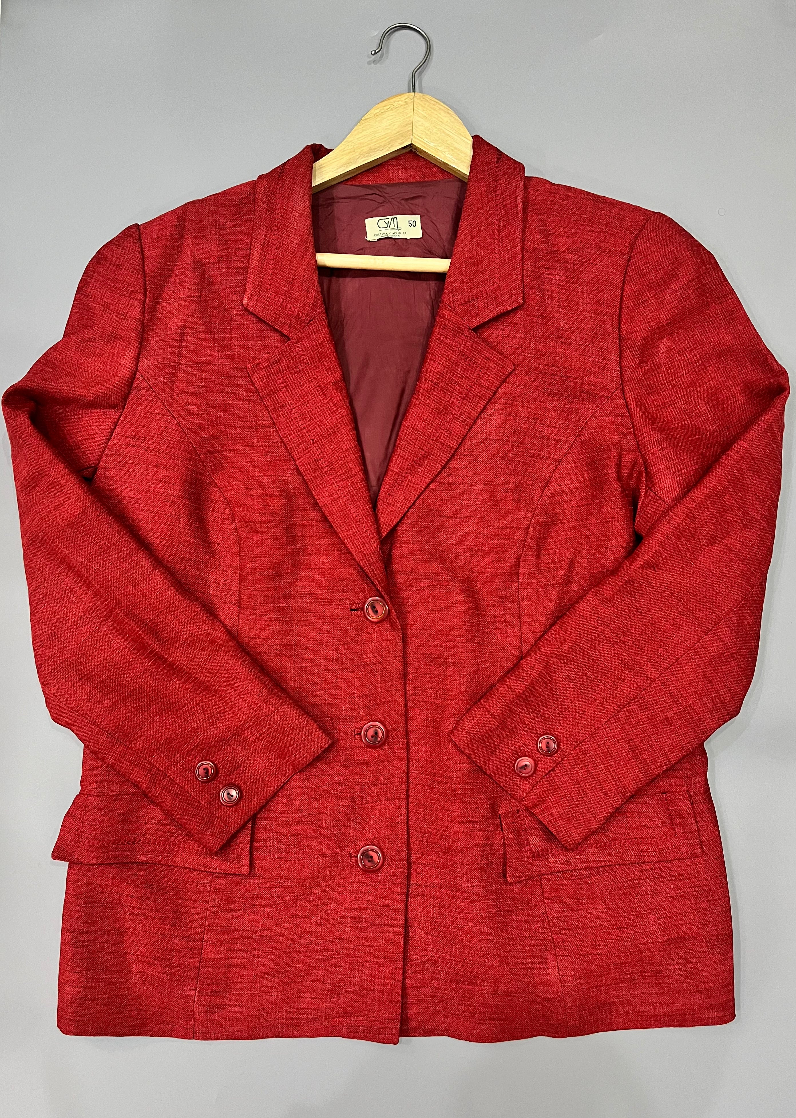 RED BLAZER