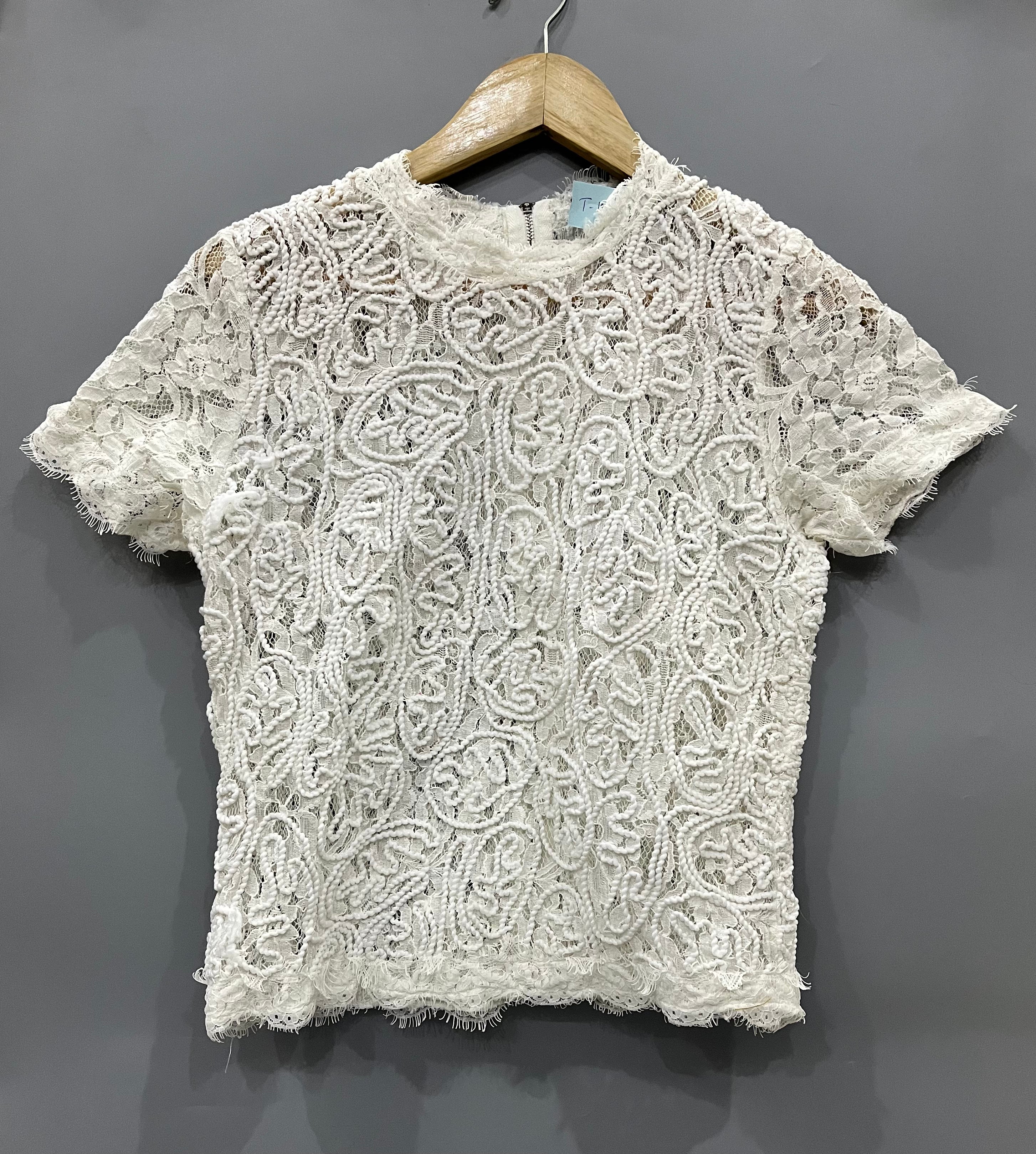 NEW LOOK WHITE LACE TOP