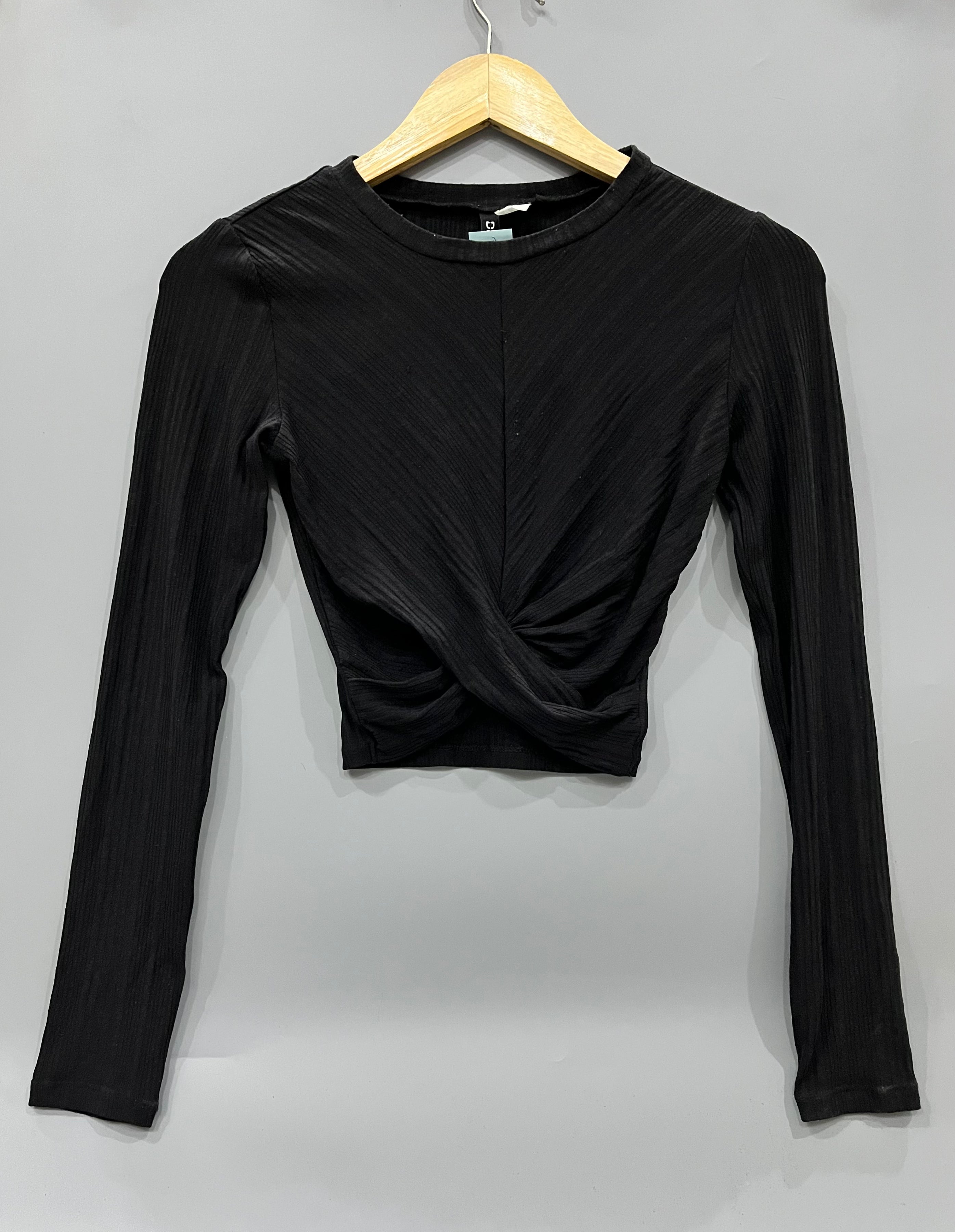 H&M CROSS  FRONT TOP