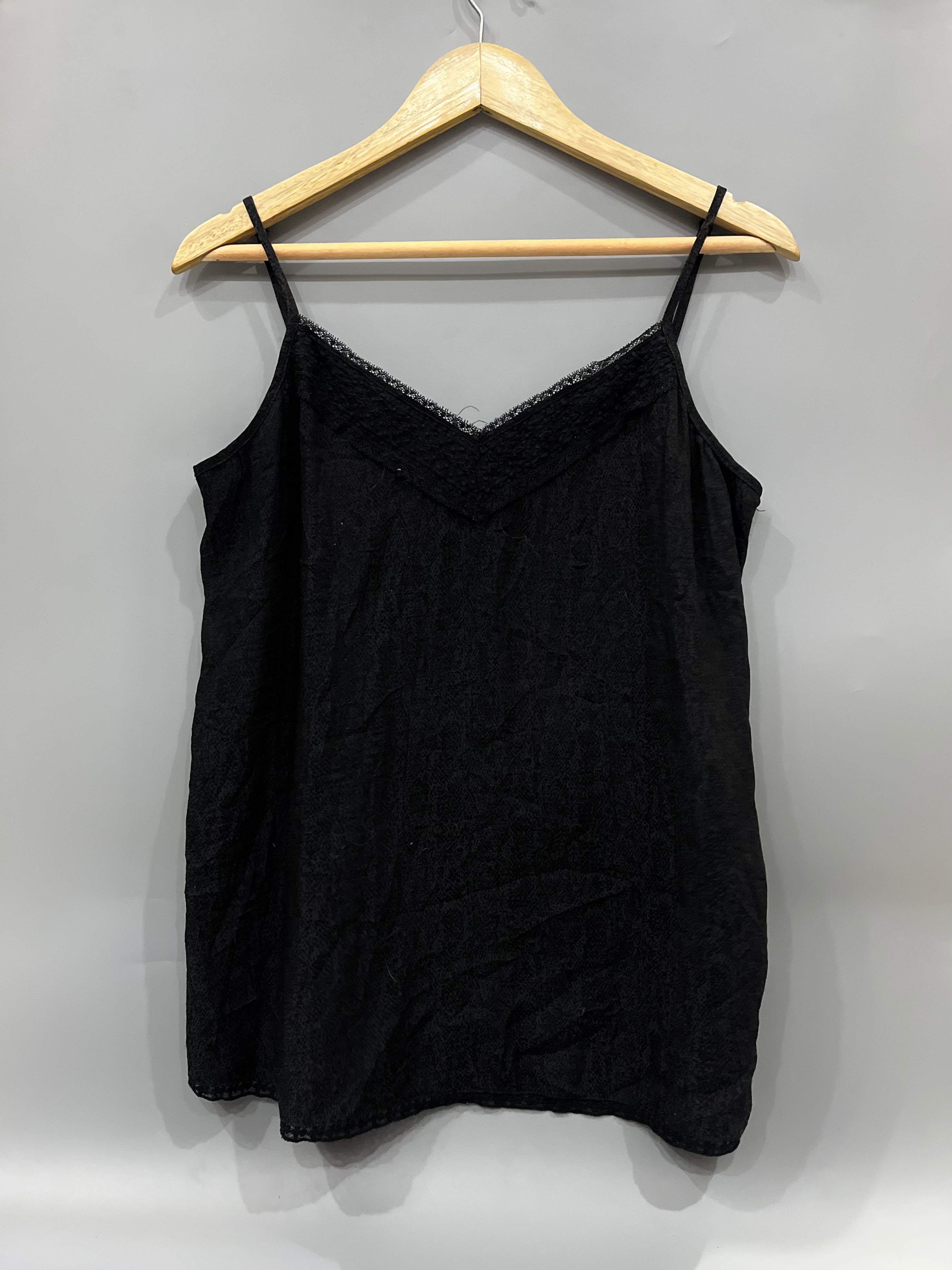 LACE NECK BLACK CAMISOLE