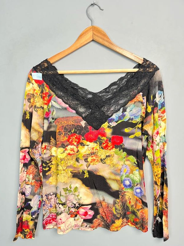VIBRANT FLORAL PRINT LACE TRIM TOP