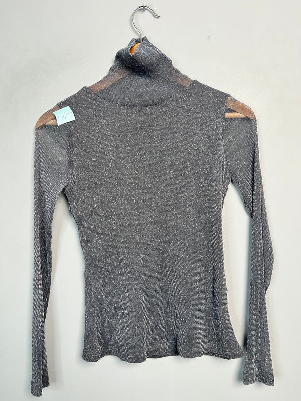 SILVER METALLIC MESH TURTLE-NECK TOP