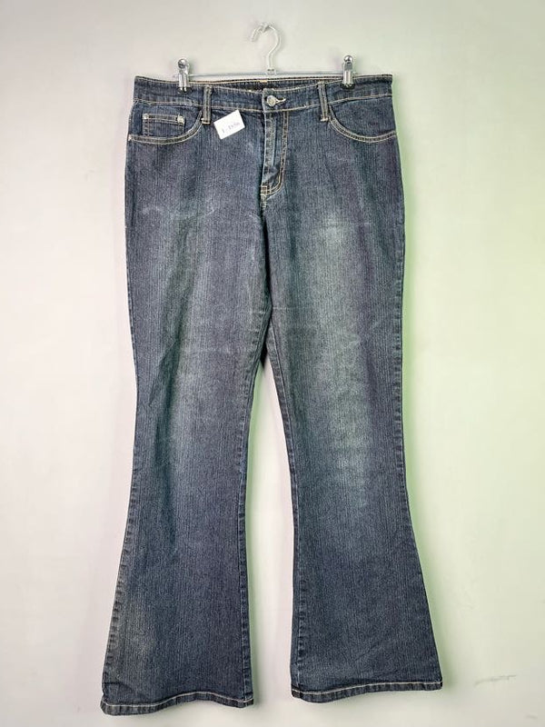 FLARE DENIM JEANS - Thrifty Threads