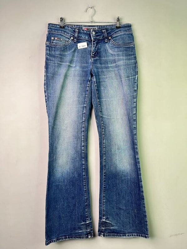 BLUE FLARE DENIM JEANS - Thrifty Threads