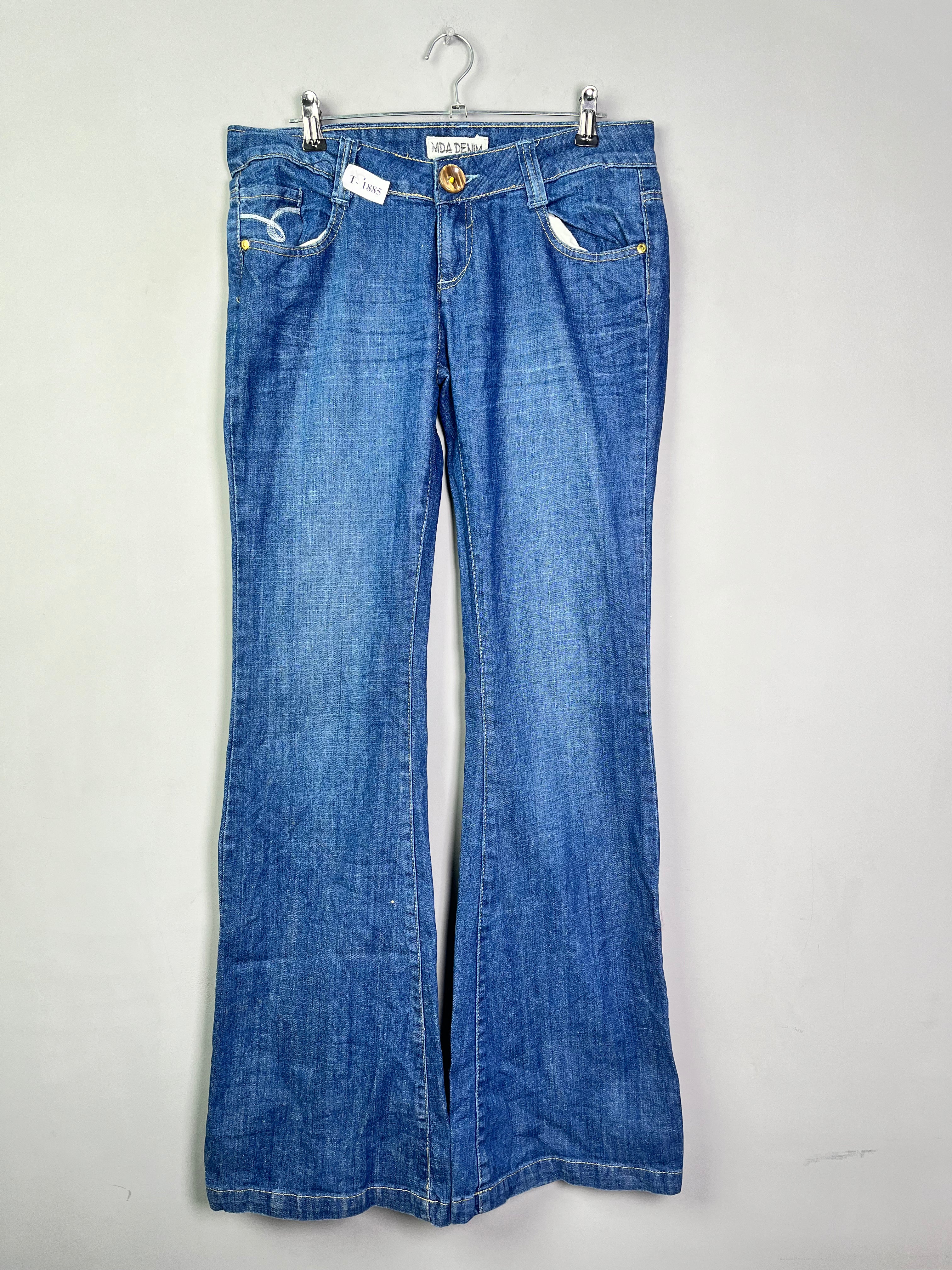 BLUE DENIM JEANS - Thrifty Threads