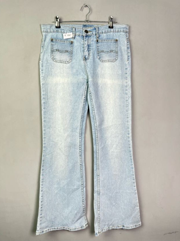 LIGHT WASH FRONT POCKETS DENIM JEANS - Thrifty Threads