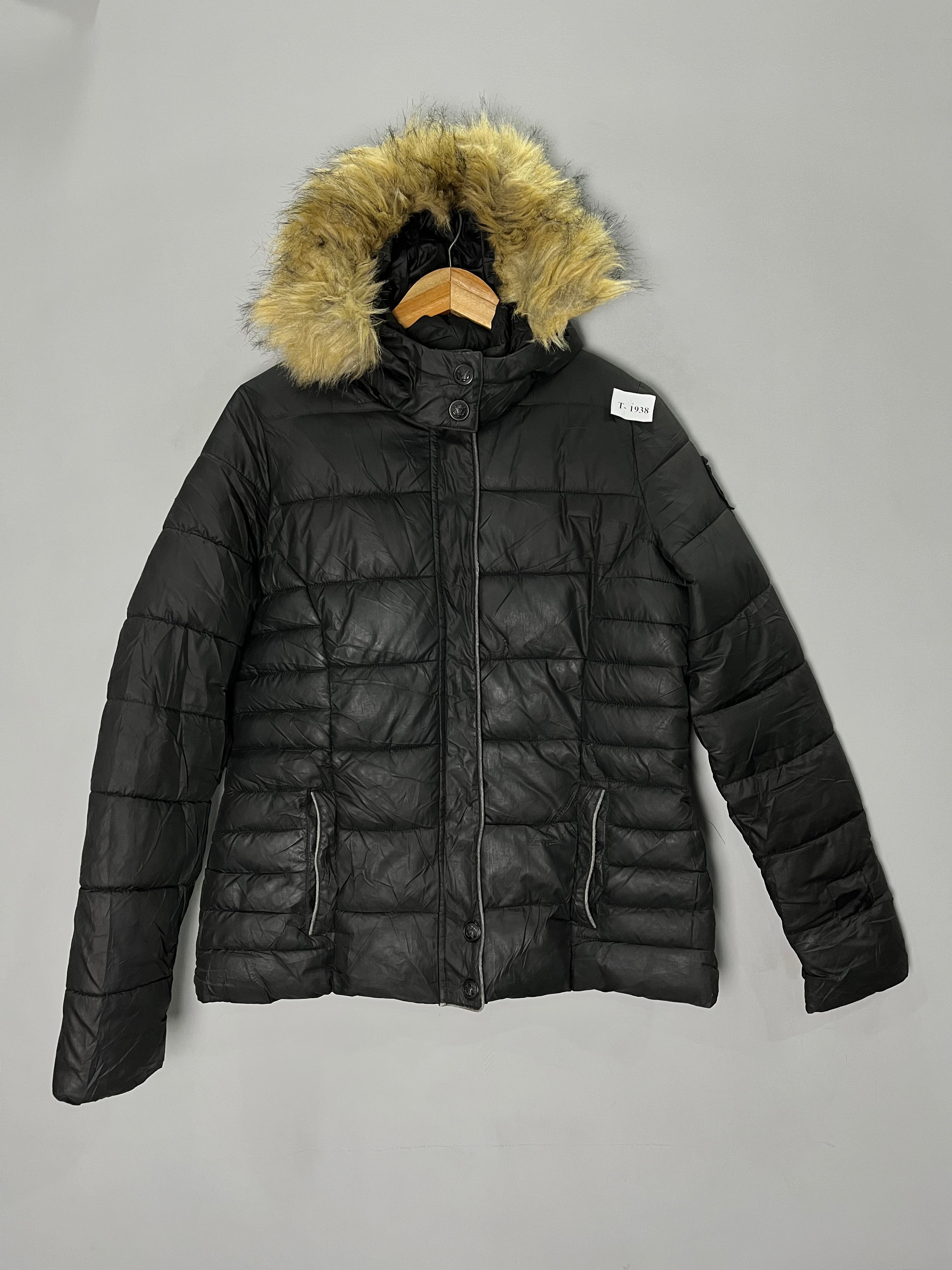 FUR HOODED BLACK PUFFER JACKET - Thrifty Threads