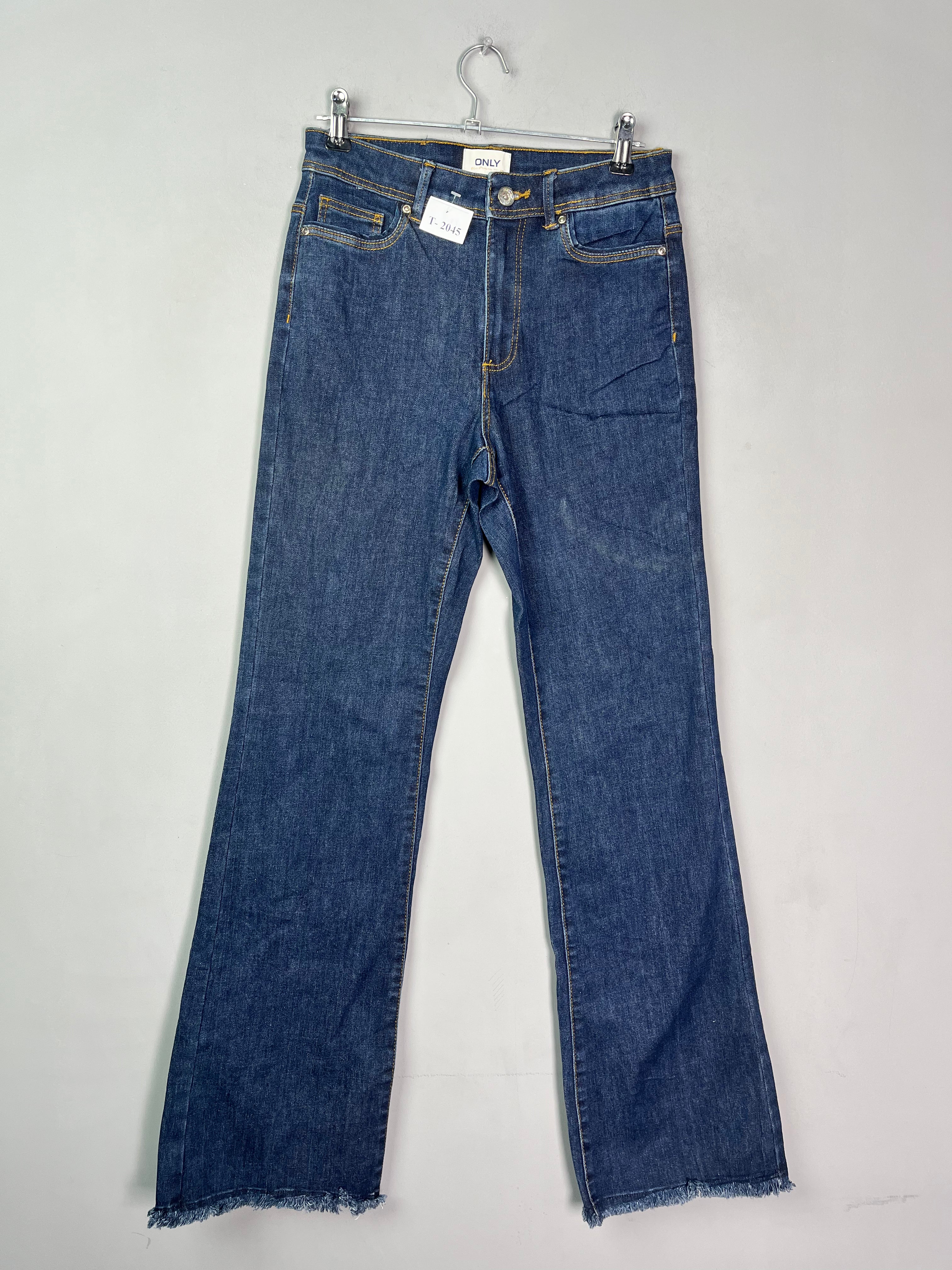 BLUE HIGH WAISTED STRAIGHT LEG JEANS - Thrifty Threads