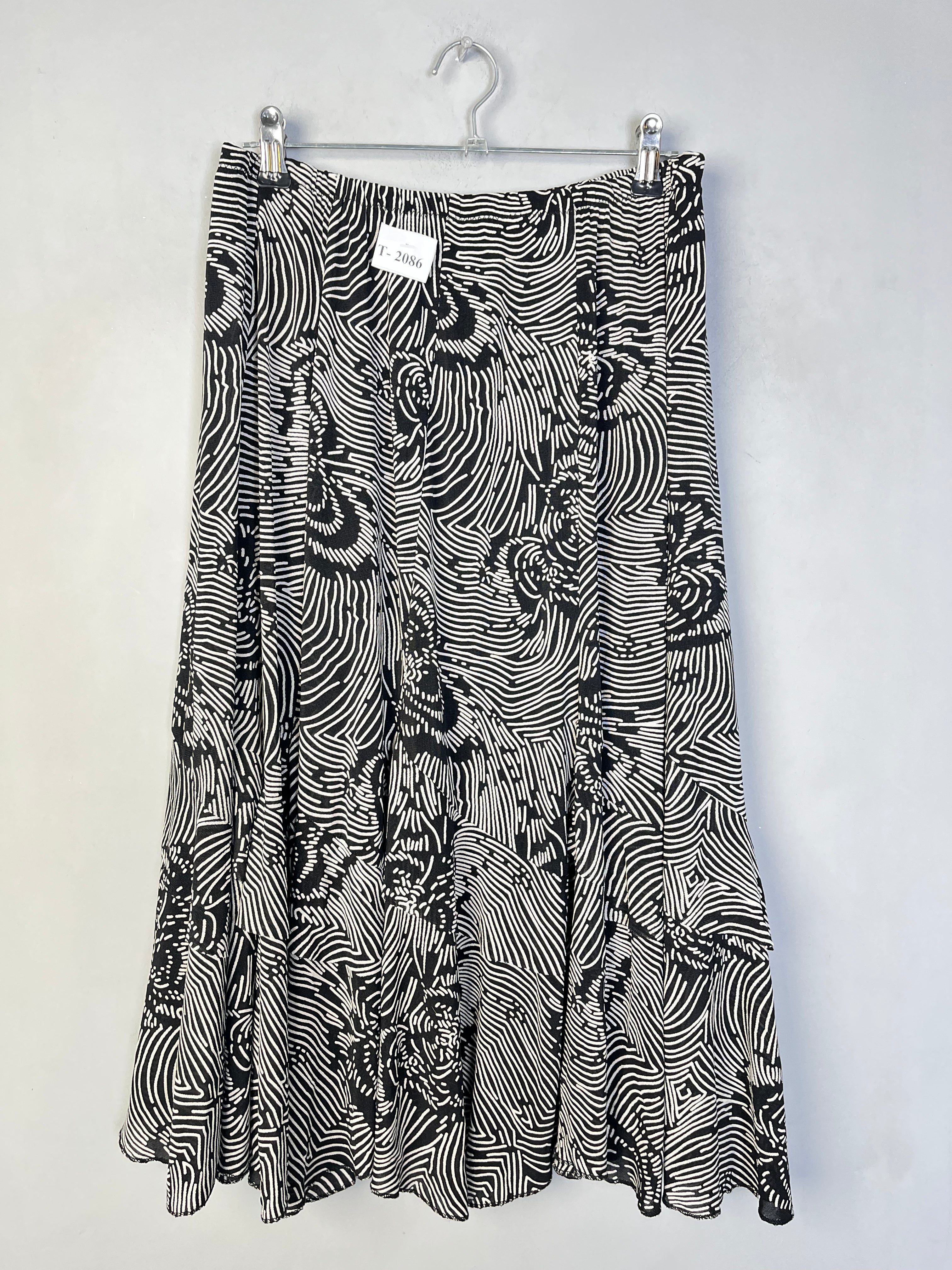 ABSTRACT PRINT SKIRT - Thrifty Threads