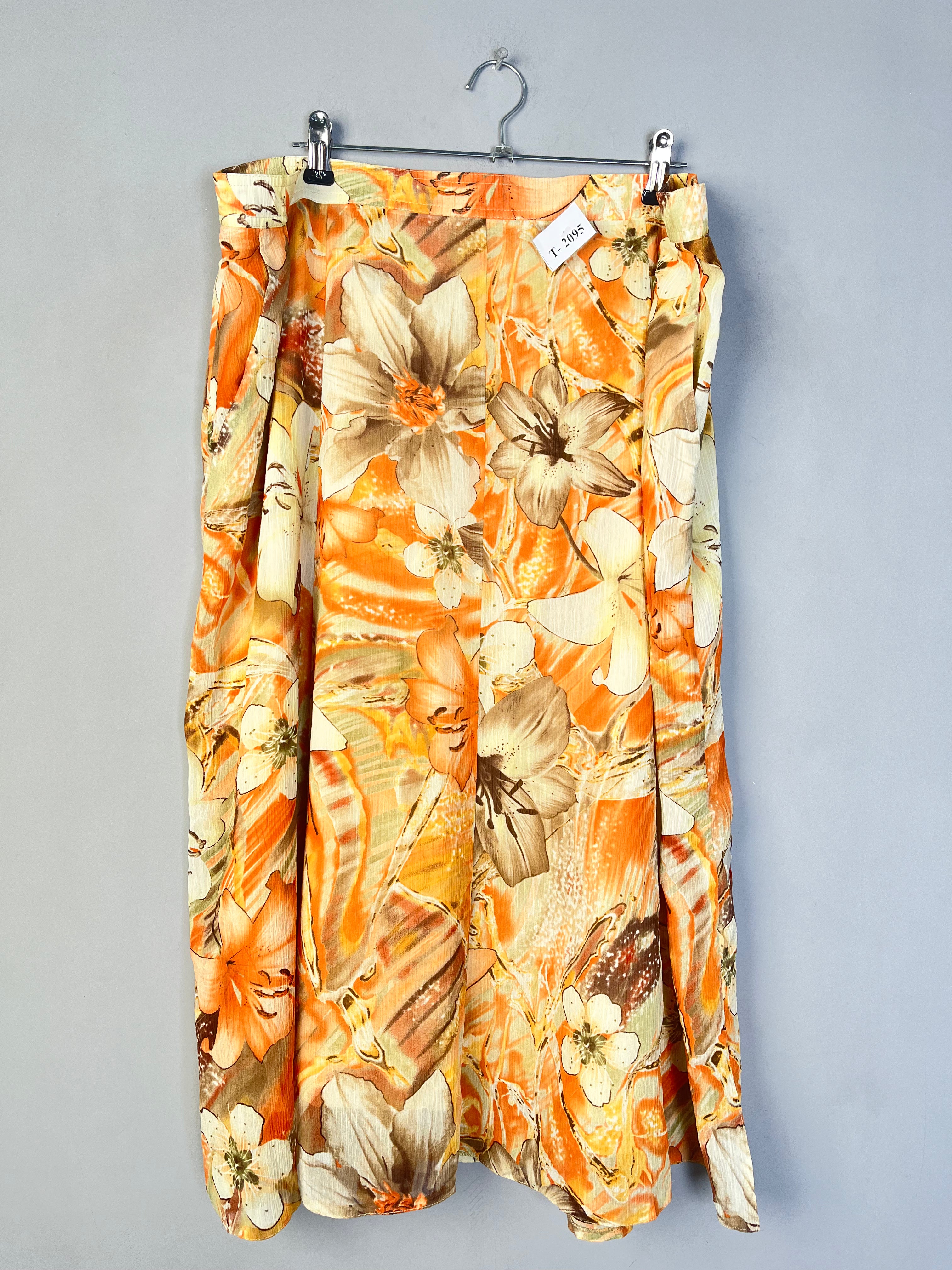 COLORFUL FLORAL PRINTED SKIRT - Thrifty Threads