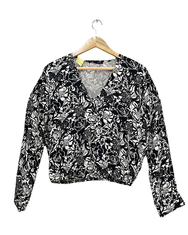 Monochrome V-Neck Blouse