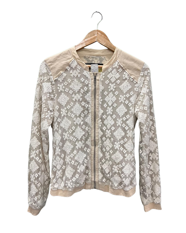 EXPRESSO LACE ZIP-UP TOP