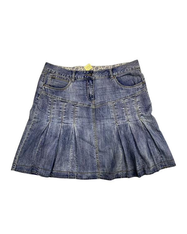 PLEATED DENIM SKIRT