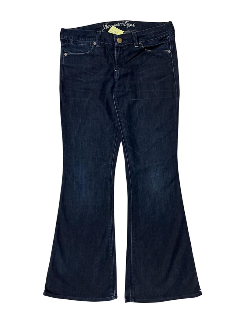 AMERICAN EAGLE FLARED JEANS