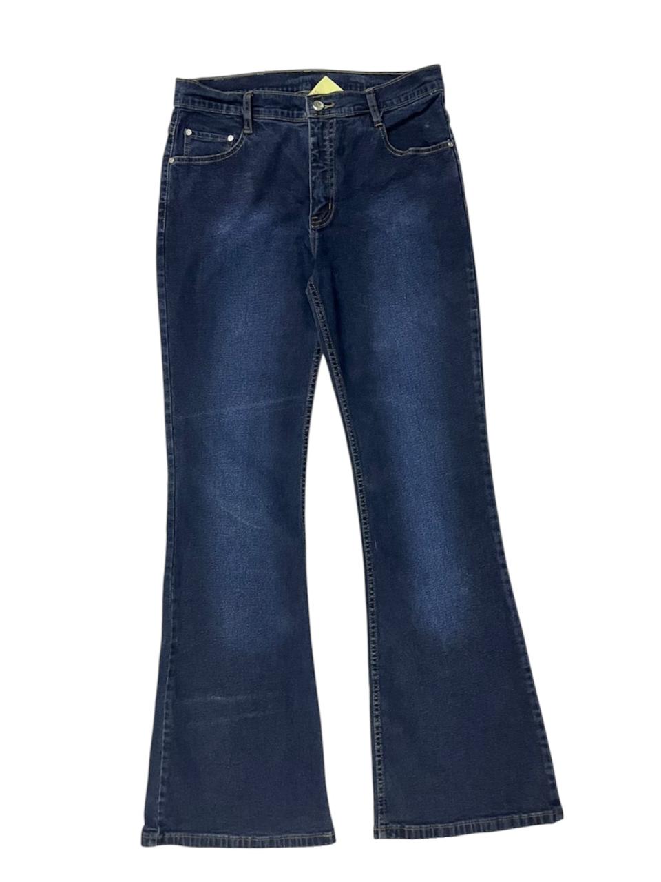 HIGH-WAIST DARK BLUE JEANS