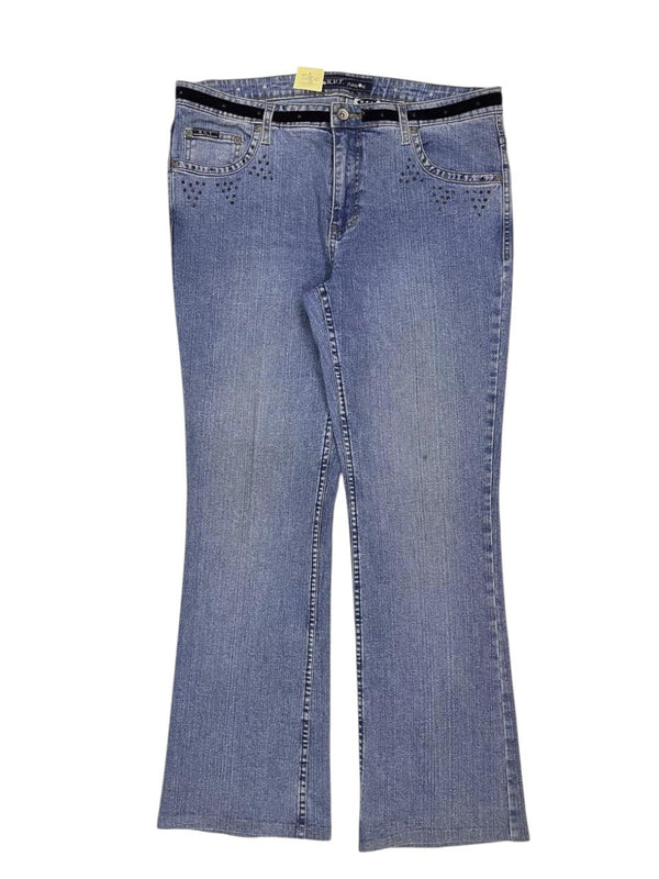 RVT LIGHT BLUE JEANS