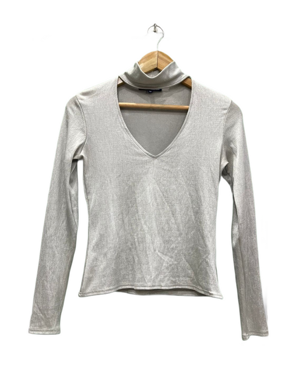 Choker V-Neck Long Sleeve Top