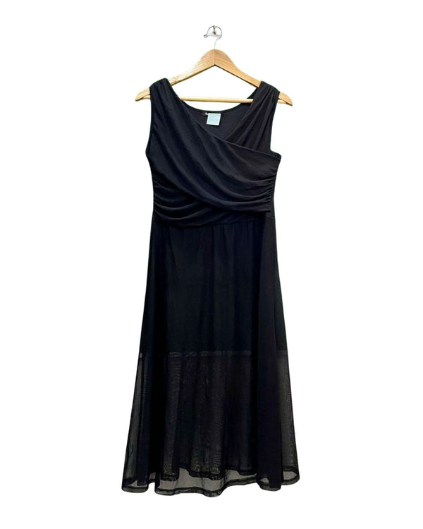 FRONT DETAILING BLACK DRESS